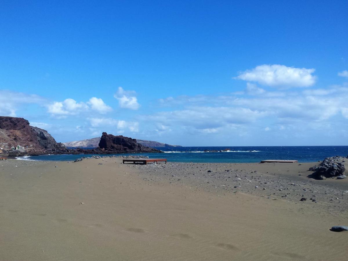 Burrero Beach Stay - Sunshine El Burrero エクステリア 写真