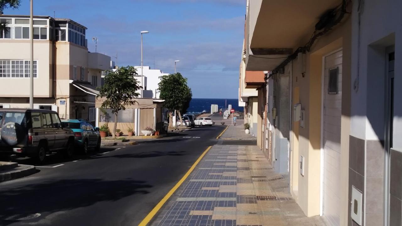 Burrero Beach Stay - Sunshine El Burrero エクステリア 写真